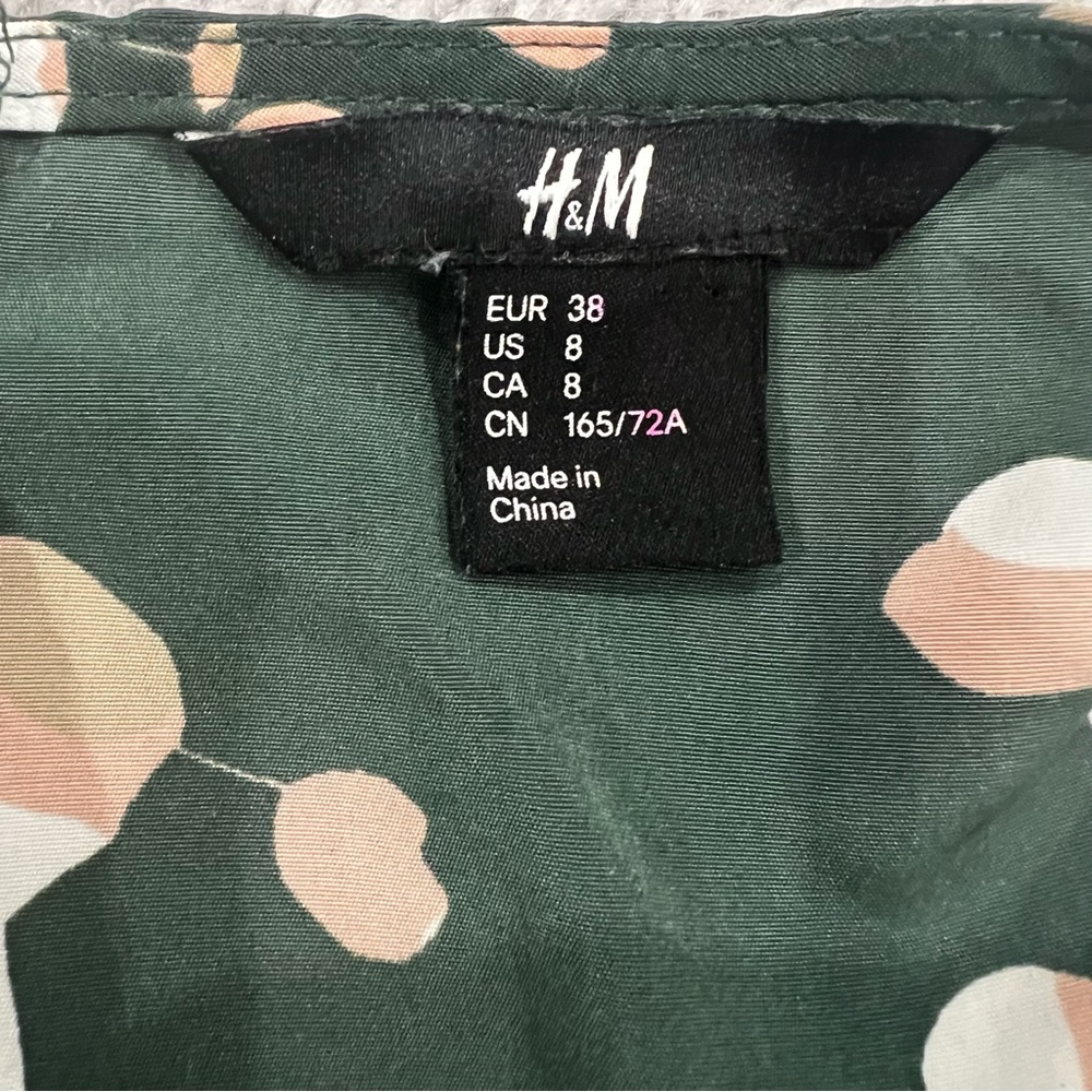 H&M Green Floral V-Neck Jumpsuit Women’s Sz 8 - Picture 3 of 8